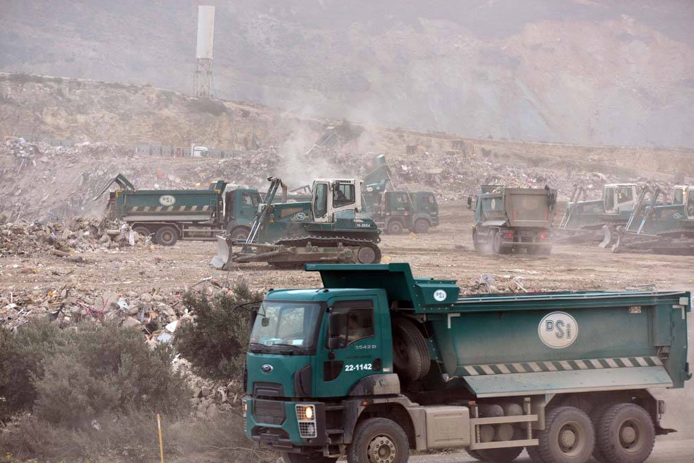 Hatay'da göz gözü görmüyor: Şehir enkaz tozu altında 10