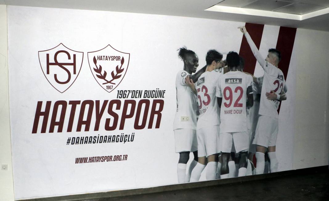 Depremden saatler önce sevinç çığlıkları vardı: Yeni Hatay Stadı'nda acı sessizlik... 14