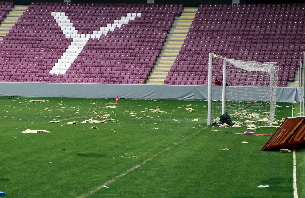 Depremden saatler önce sevinç çığlıkları vardı: Yeni Hatay Stadı'nda acı sessizlik... 6