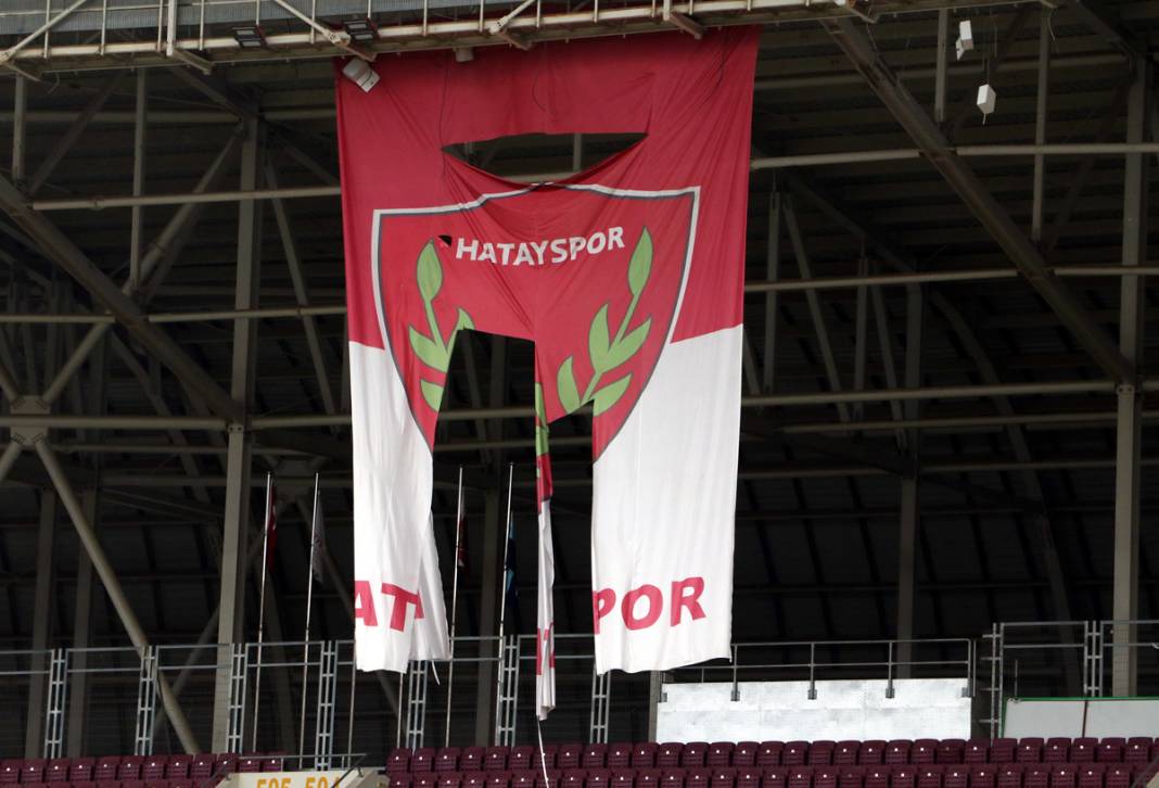 Depremden saatler önce sevinç çığlıkları vardı: Yeni Hatay Stadı'nda acı sessizlik... 4