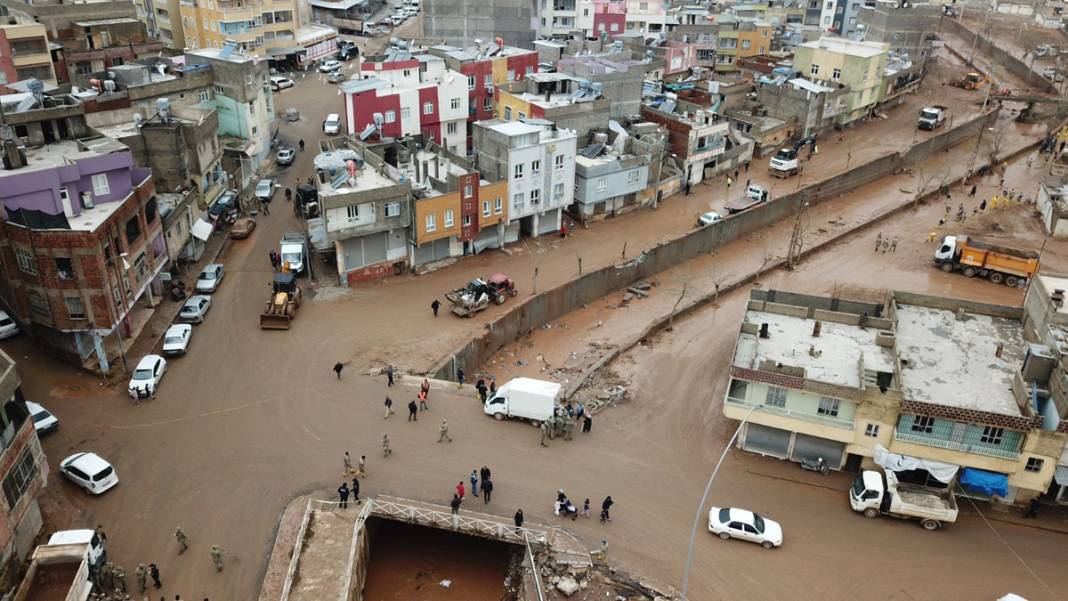 Şanlıurfa'dan korkunç manzaralar: 2 milyonu aşkın nüfuslu kentte su yok 2