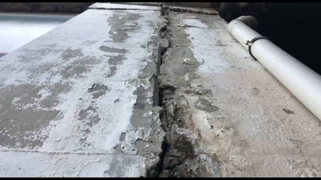 15 Temmuz Otogarı'nda korkutan manzaralar: Kafamıza taşlar düşüyor 6