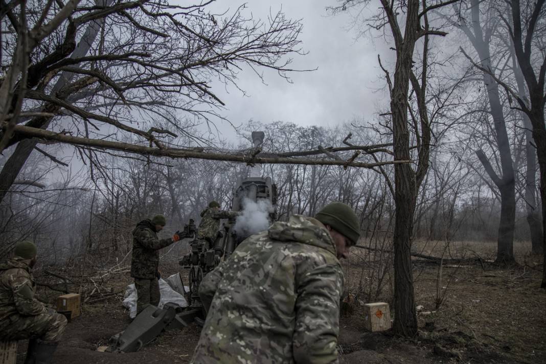 Ukrayna'da ordu Bahmut cephesinde konuşlandı 12