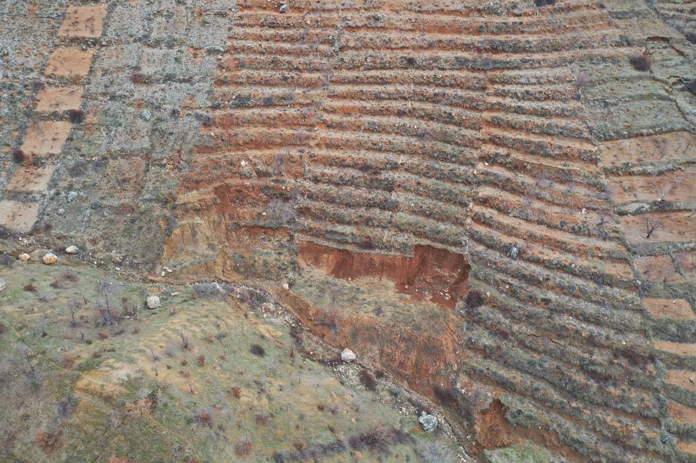 Karlar eriyince ortaya çıktı: Akdağ Dağı'nda deprem sonrası korkutan görüntüler 1