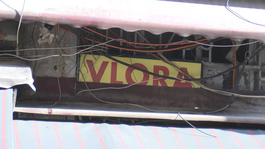 119 yıllık han harabeye döndü 9