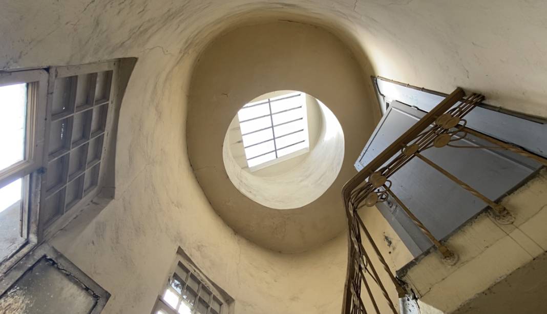 119 yıllık han harabeye döndü 3