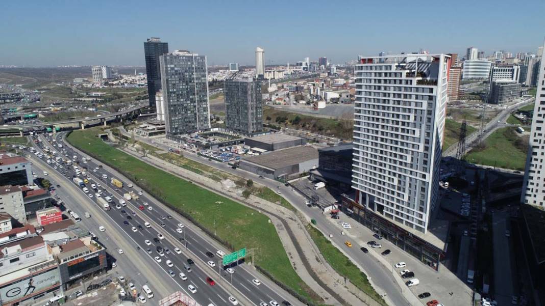 Depremde riskli ilçeleri tek tek açıkladı: İstanbul'da 'alüvyon' tehlikesi 4