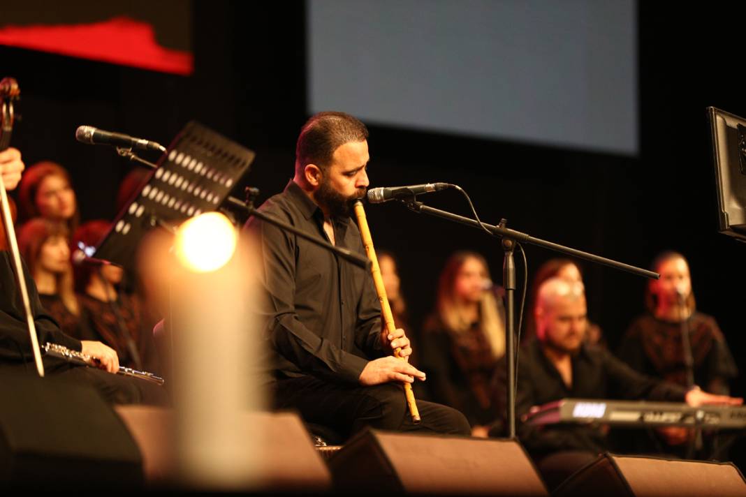 Depremden geriye 'Yara Bere' kaldı... Kaybettikleri 7 arkadaşları anısına 7 mum 15