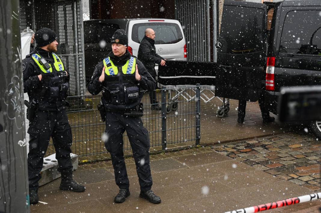 7 kişiyi katletmişti: Saldırgan o kilisenin eski üyesi çıktı 4