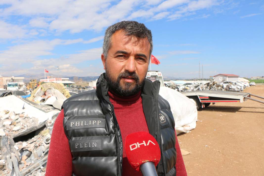 Araba mezarlığı! Büyük felaketle hepsi demir yığınına döndü 4