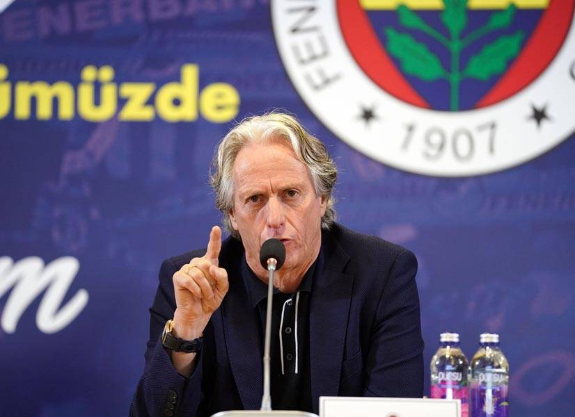 Jorge Jesus'un ses kayıtları ortaya çıktı Ali Koç yeni teknik direktör arayışlarına başladı 7