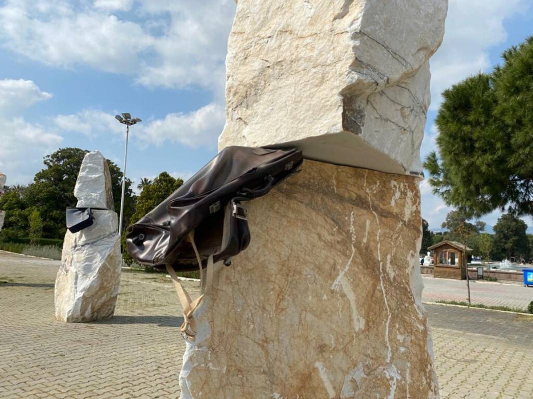 Ahmet Güneştekin'in 'Gavur Mahallesi' sergisine çirkin saldırı 10