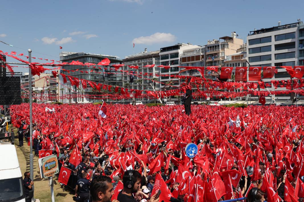 Altı liderden İzmir'de gövde gösterisi: Alan doldu taştı 1