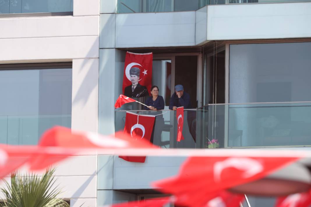 Altı liderden İzmir'de gövde gösterisi: Alan doldu taştı 4