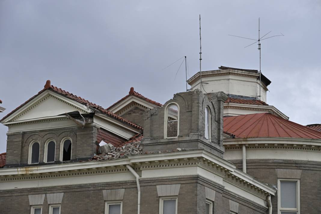 26 kişinin hayatını kaybettiği ABD’de son 24 saatte 57 hortum 21