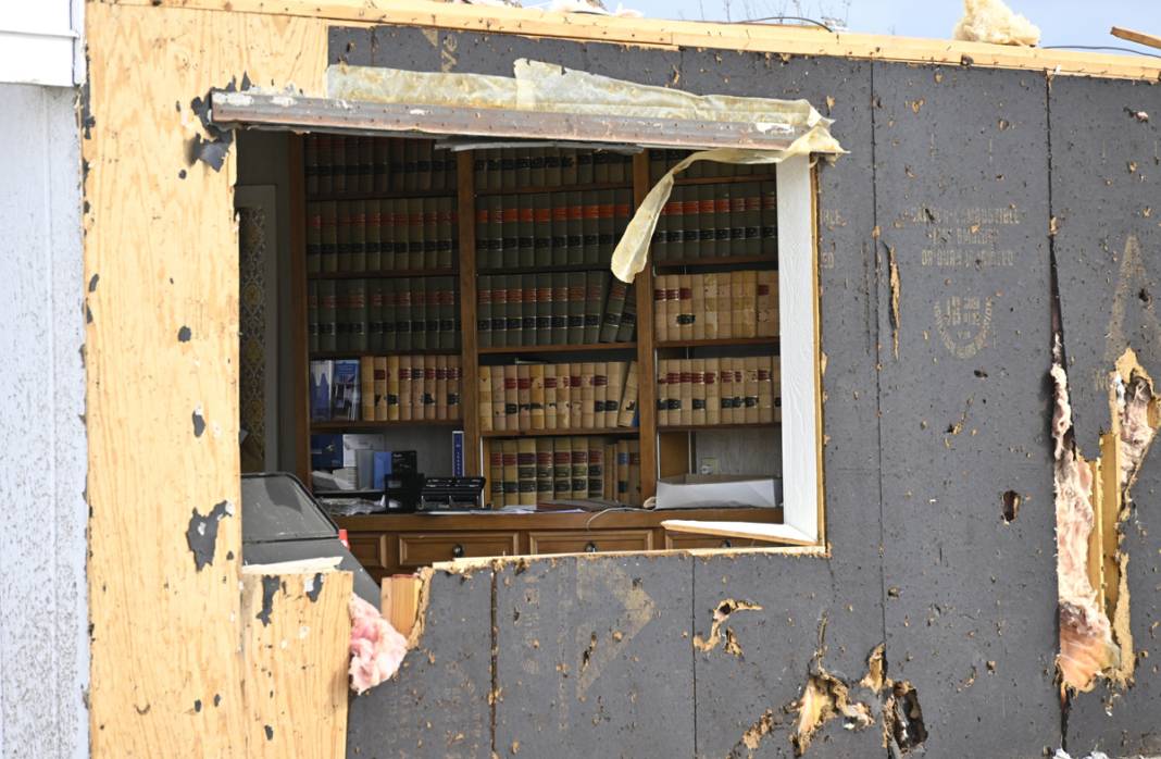 26 kişinin hayatını kaybettiği ABD’de son 24 saatte 57 hortum 7