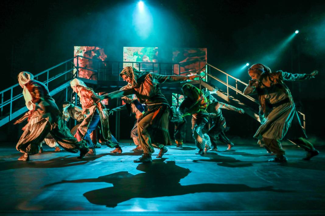 '1923' müzikali sahnede 4