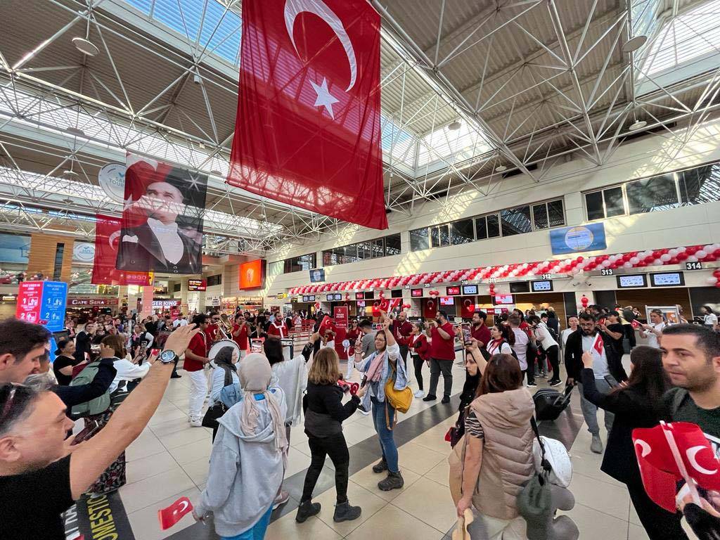 İlk adım 1919'da atıldı: 19 Mayıs yurdun dört bir yanında çoşkuyla kutlanıyor 15