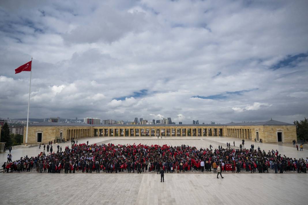 İlk adım 1919'da atıldı: 19 Mayıs yurdun dört bir yanında çoşkuyla kutlanıyor 12