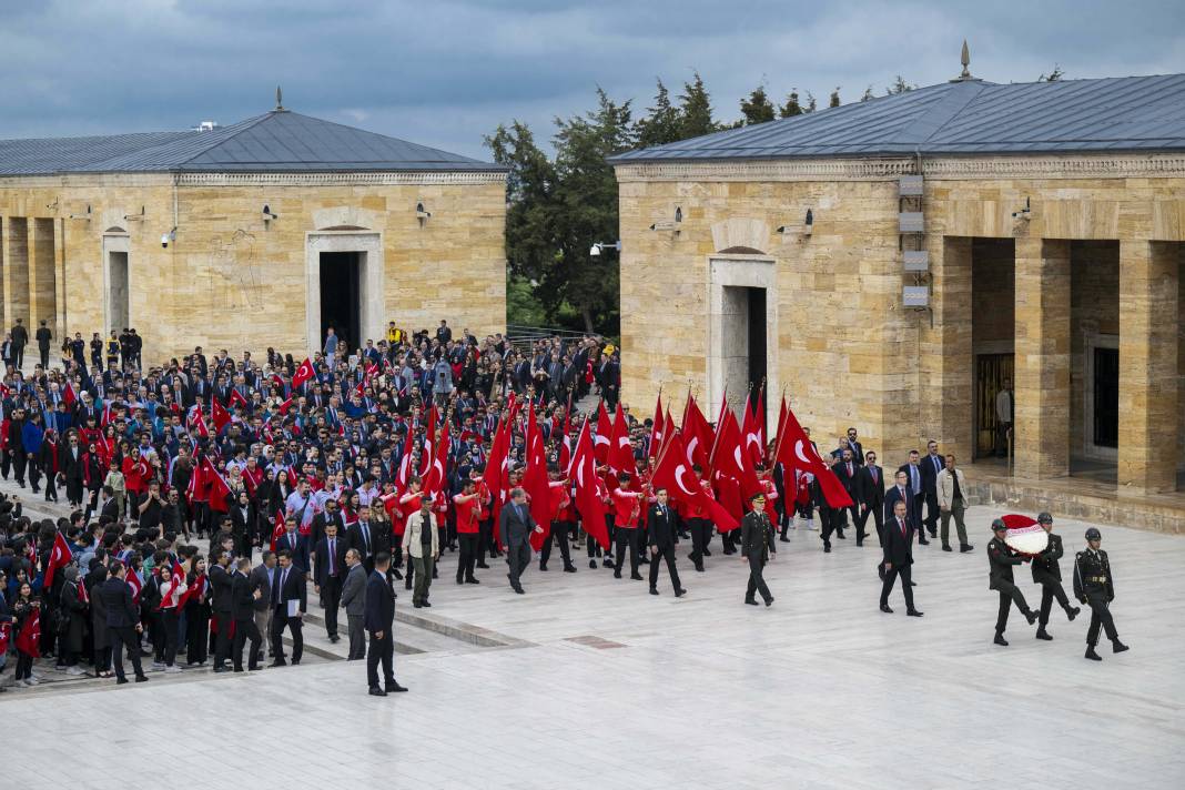 İlk adım 1919'da atıldı: 19 Mayıs yurdun dört bir yanında çoşkuyla kutlanıyor 11