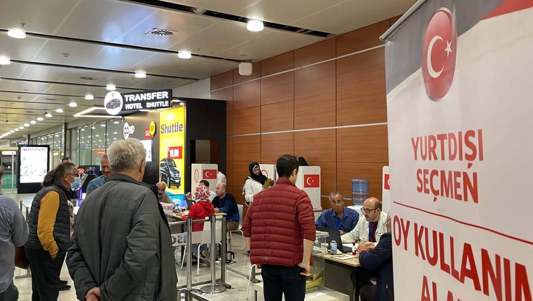 Yurt dışında ikinci tura yoğun ilgi: Sandıklar bugün kapanıyor 13