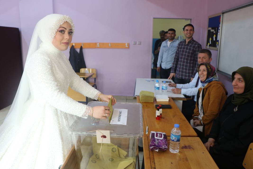 Sandık başından ilginç manzaralar 3