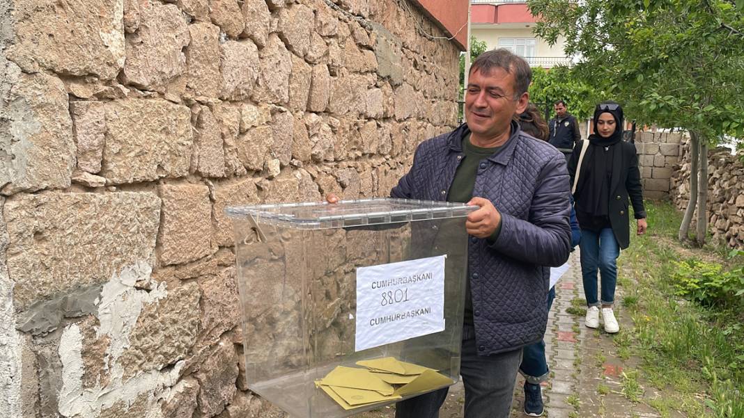 'Seyyar sandık'lar seçmenin ayağına gitti 4