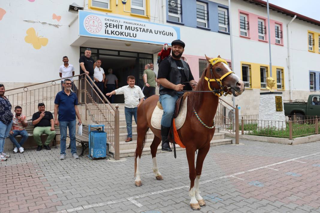 Sandık başından ilginç manzaralar 5