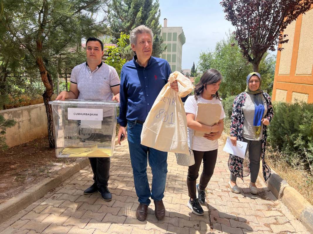 'Seyyar sandık'lar seçmenin ayağına gitti 1