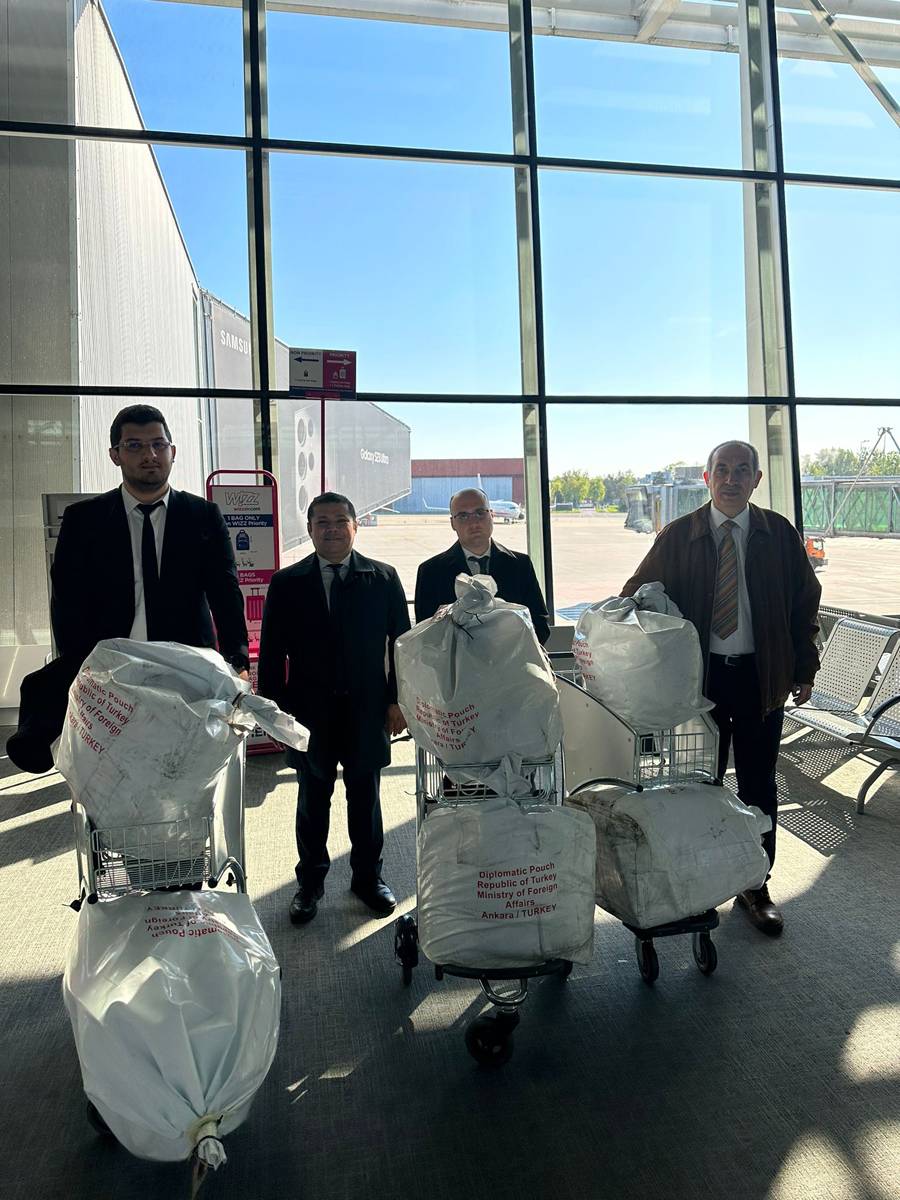 Oylar yola çıktı: Diplomatik kuryeler devrede 1