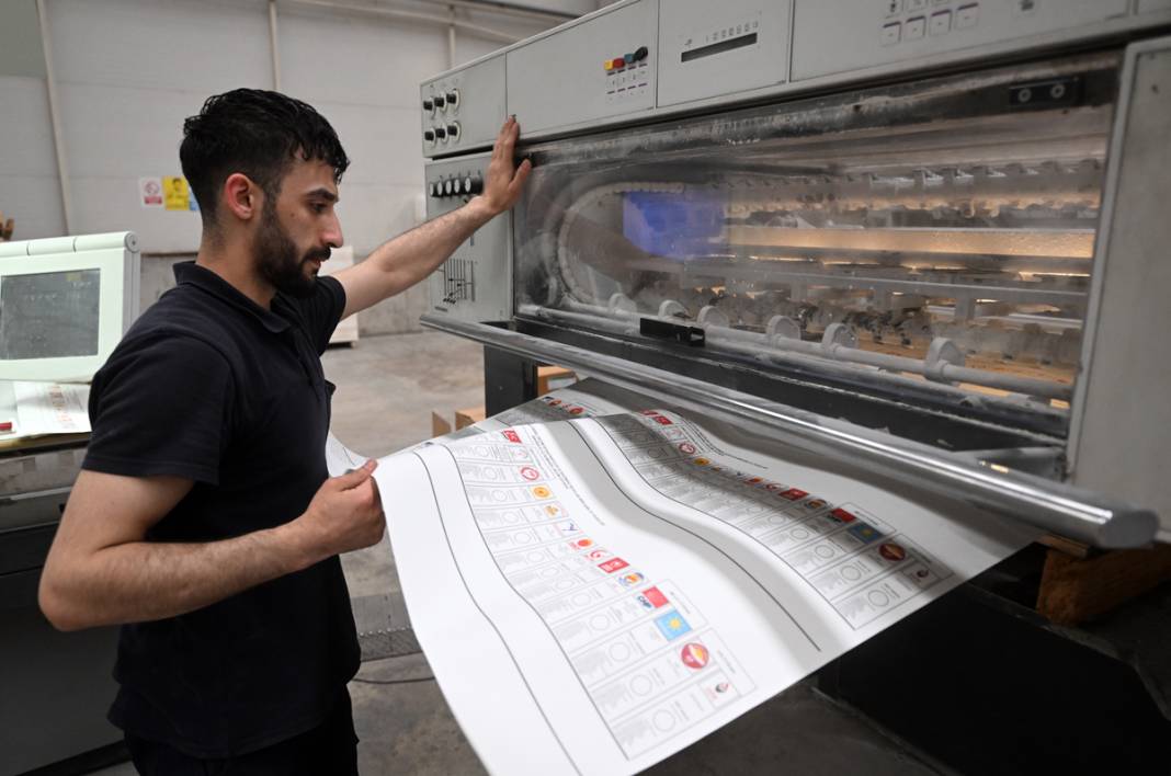 30 güvenlik kamerası izledi, özel plastik kelepçeyle kapatıldı: 14 Mayıs pusulaları yola çıktı 7