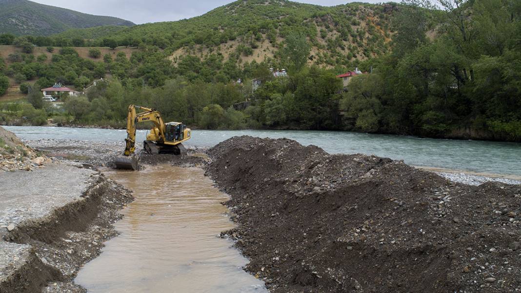 Kaybolanları bulmak için Munzur'un yönü değiştirildi 3