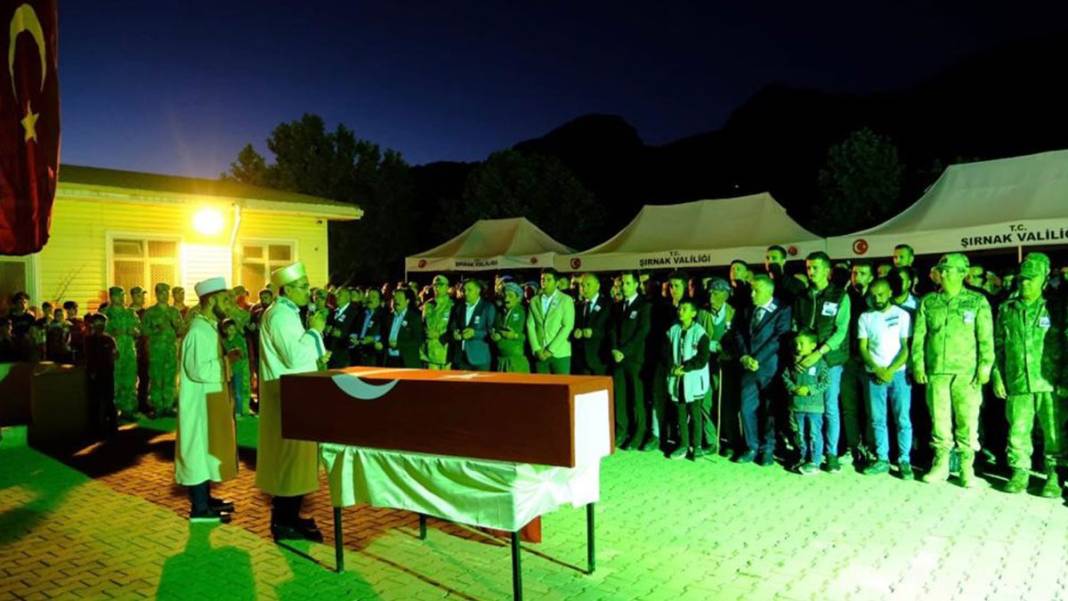 Türkiye Şırnak şehitlerini uğurladı 10