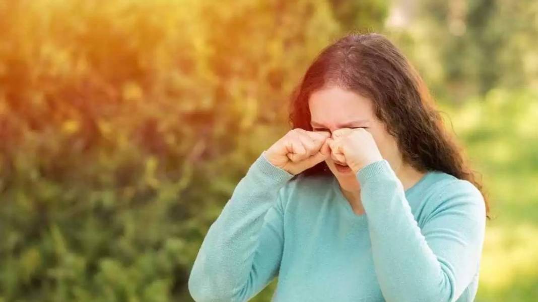 Bahar günlerinde gözünüzden olabilirsiniz! Bu belirtilere dikkat: Önce görme bozukluğuyla başlıyor 4