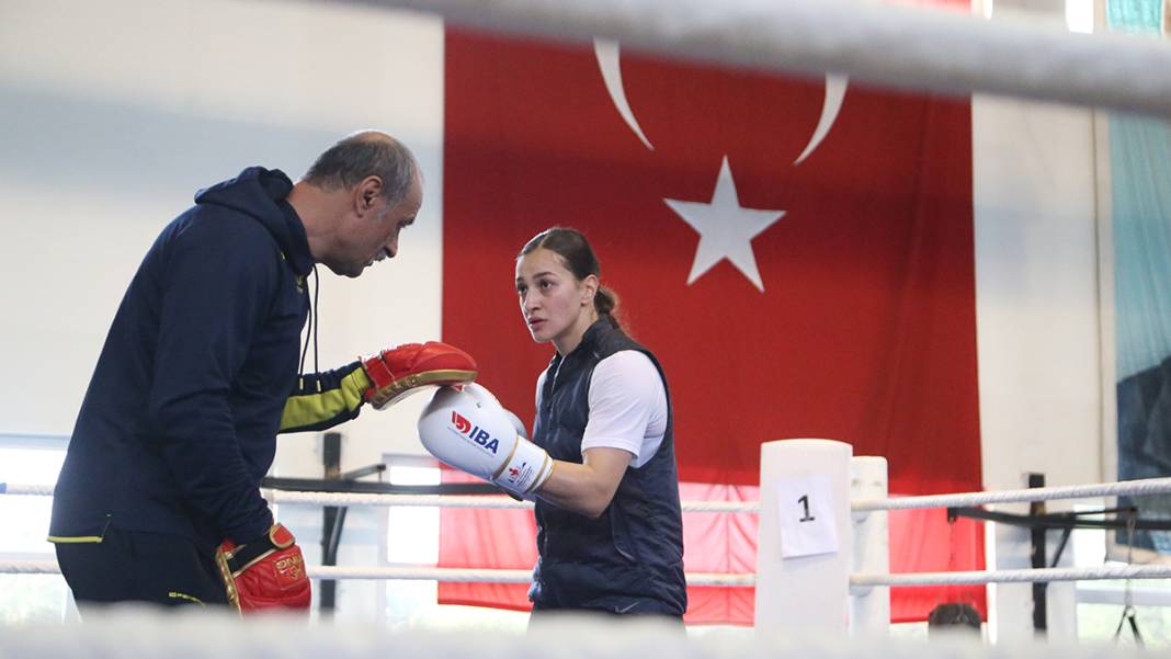 Milli Boksör Buse Naz, Avrupa Oyunları'nda yumruk sallayacak 2