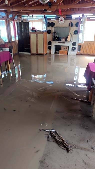 Antalya'yı sel götürdü: Sağanak ilçeyi savaş alanına çevirdi 3