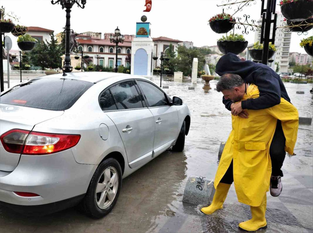 Ankara'da kabus bitmiyor: AFAD ve ABB'den saatli uyarı 11