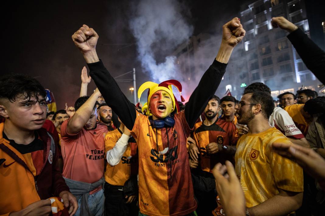 Şampiyon Galatasaray! Türkiye'nin dört bir yanında coşkulu kutlama 12
