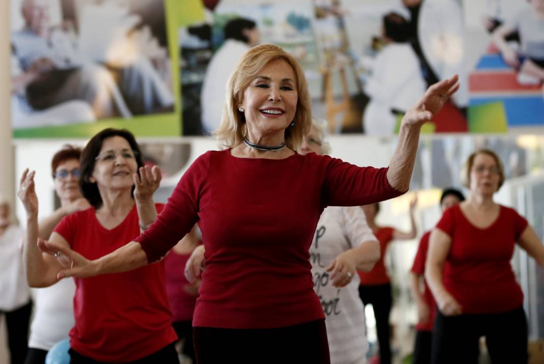 Kantonun kraliçesine son veda 10