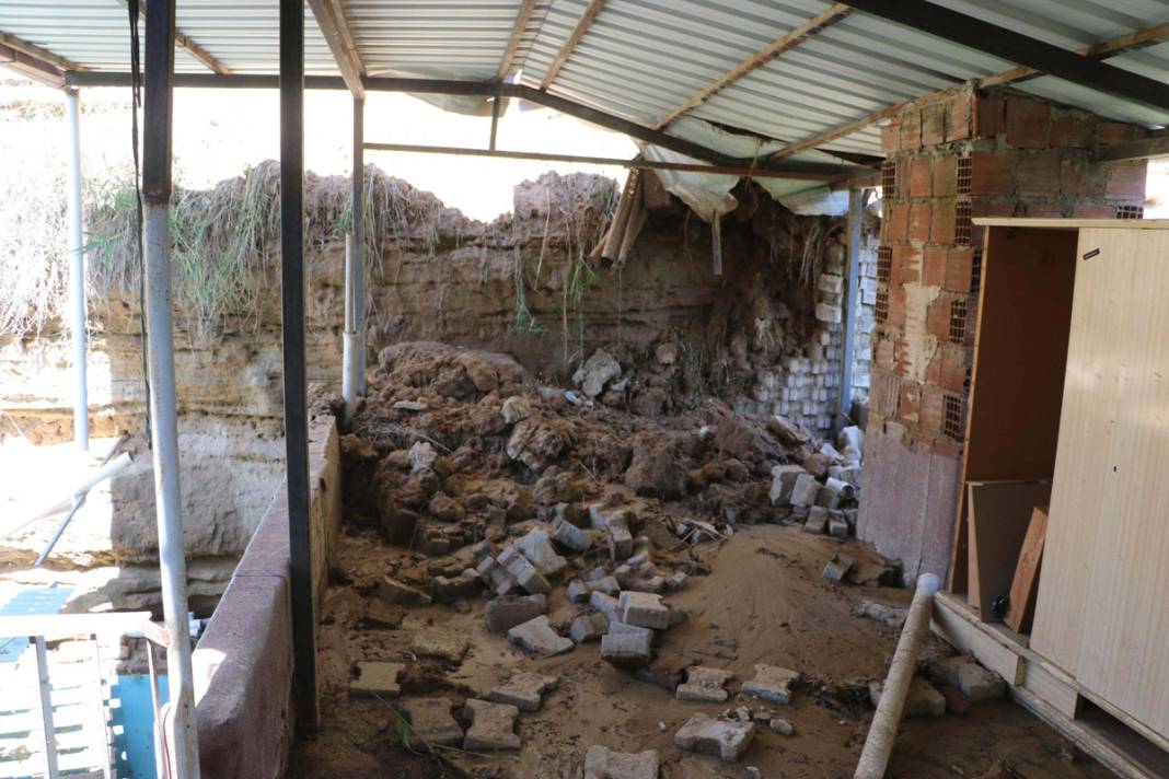 5 Haziran'da başladı halen devam ediyor: Evler yıkıldı taş üstünde taş kalmadı... 13