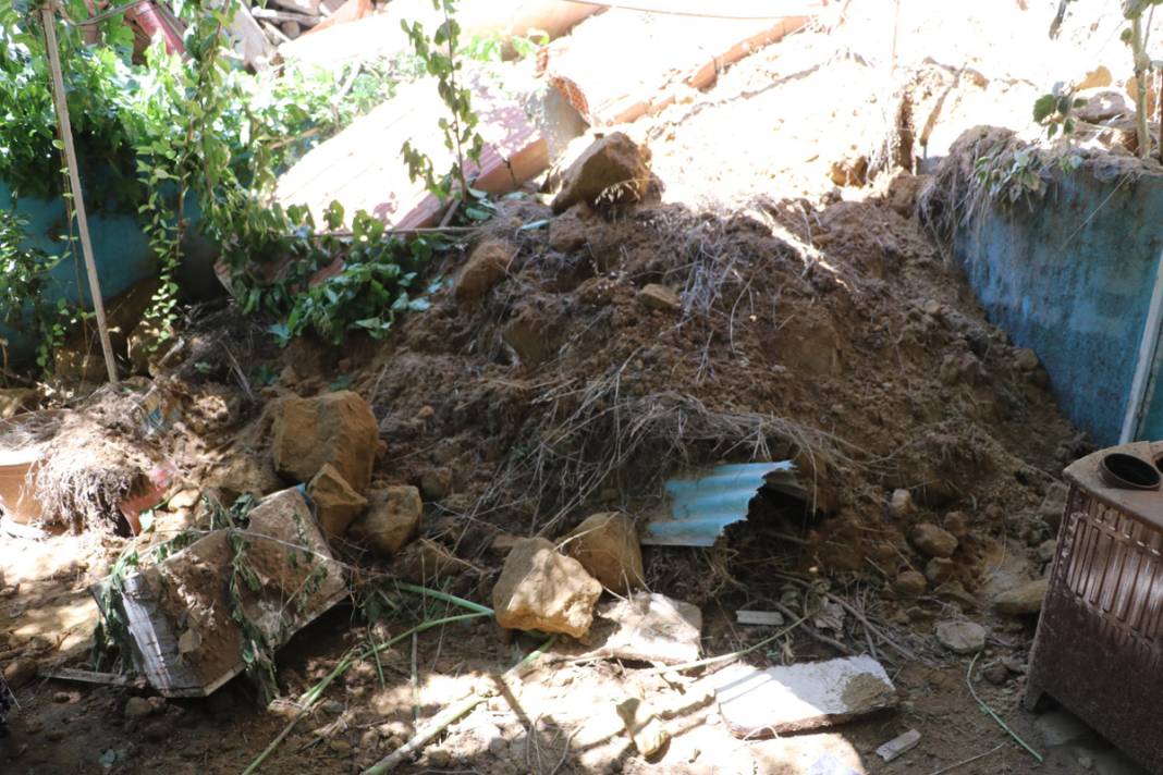 5 Haziran'da başladı halen devam ediyor: Evler yıkıldı taş üstünde taş kalmadı... 2