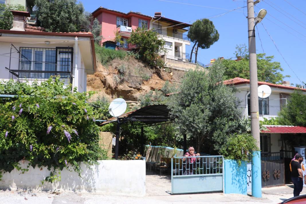 5 Haziran'da başladı halen devam ediyor: Evler yıkıldı taş üstünde taş kalmadı... 1