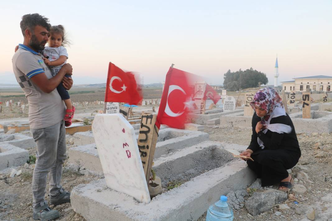 Deprem bölgesine bayram gelmiyor: Yaşasaydı bugün 19 yaşına girecekti