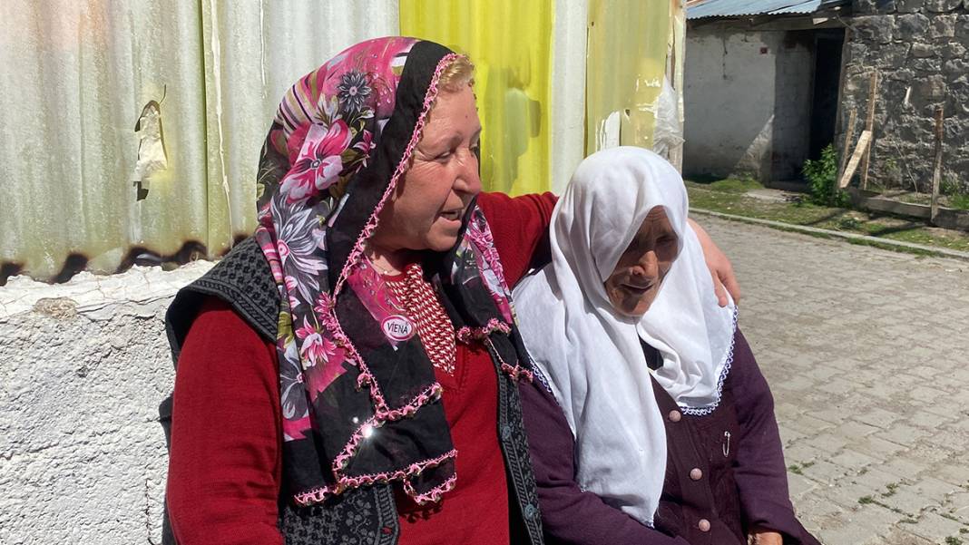 68 yaşındaki üniversite öğrencisi köyden online derslere katılıyor: Hayat bana yılmamayı öğretti 8