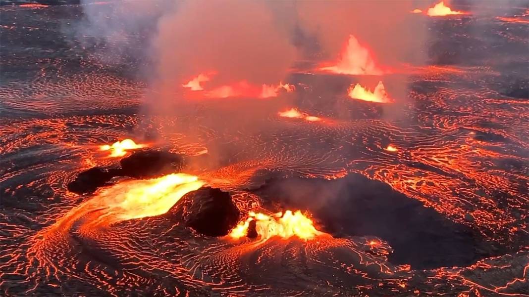Kilauea yanardağının öfkesi dinmiyor 1