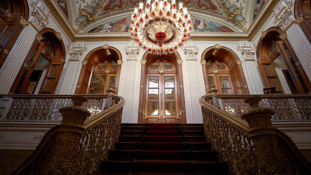 6 padişaha ve Atatürk'e ev sahipliği yaptı...İstanbul'da 167 yıllık hazine 5