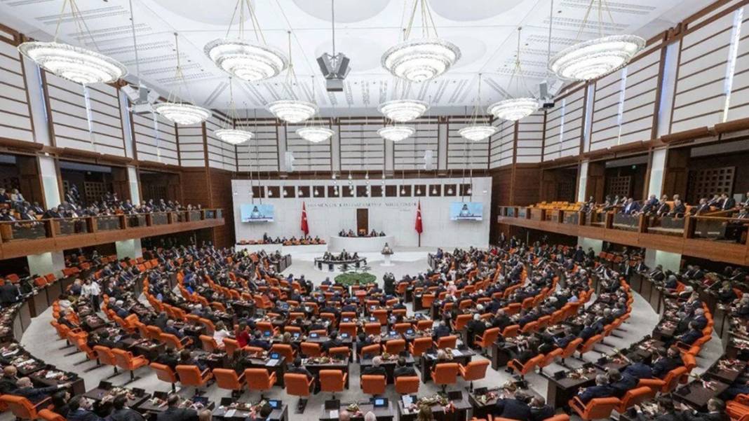 İşte Meclis'te yeni yasama döneminden kareler... 5