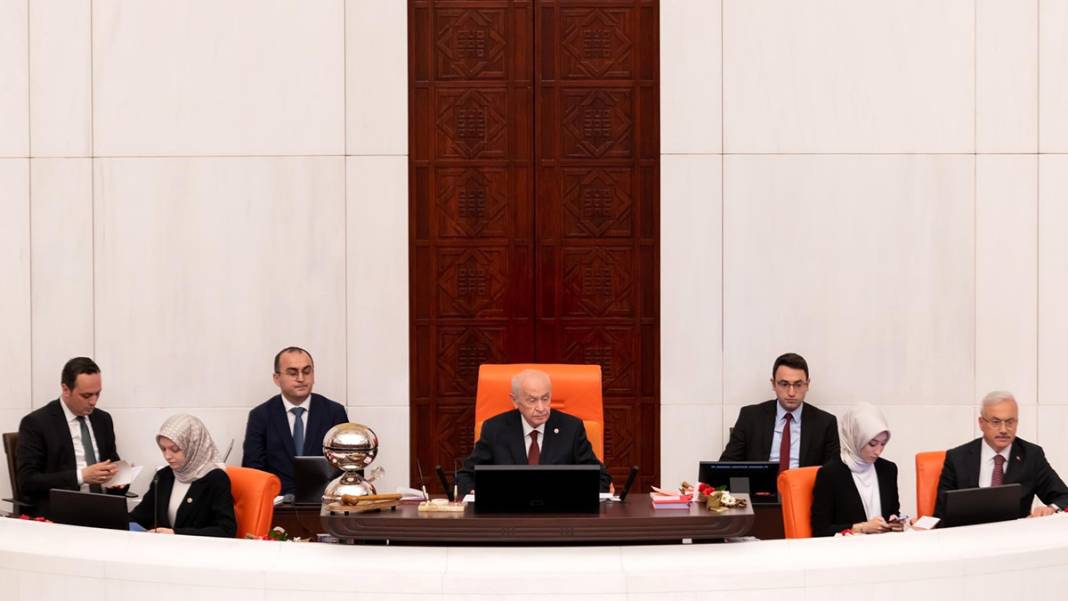 İşte Meclis'te yeni yasama döneminden kareler... 25