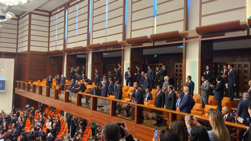 İşte Meclis'te yeni yasama döneminden kareler... 24