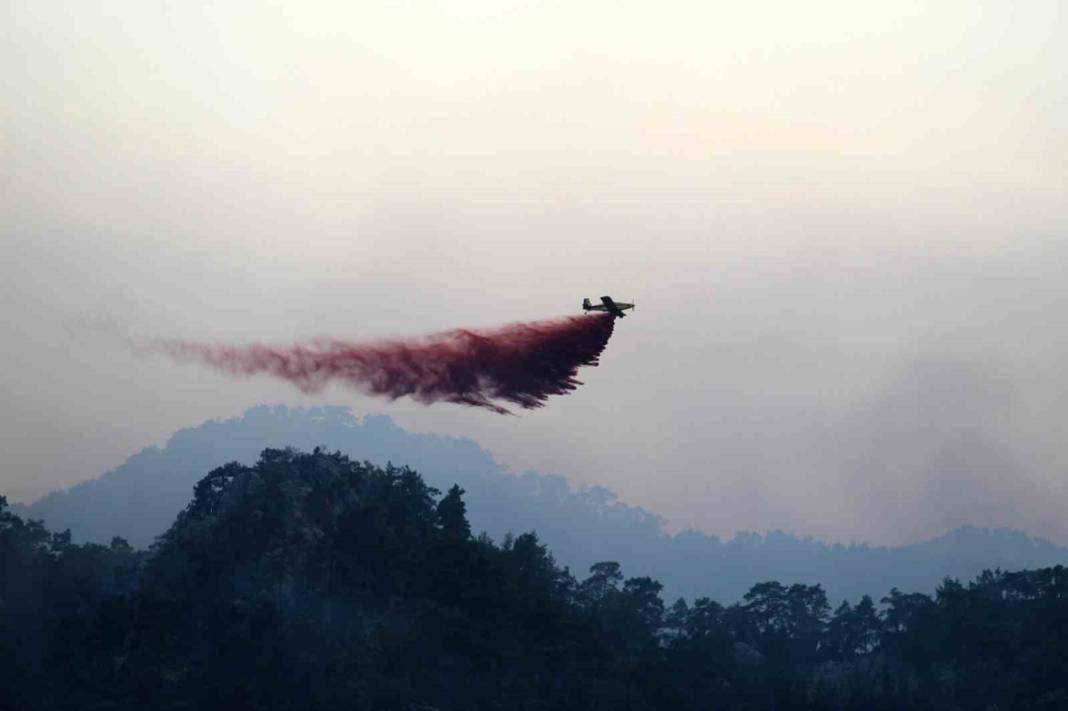Kemer 5 gündür alevlere teslim: Havadan ve karadan müdahale sürüyor 8